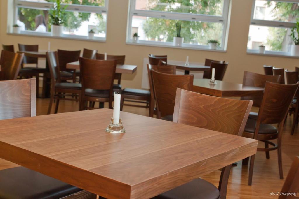 Linden Restaurant And Pension Brno Esterno foto